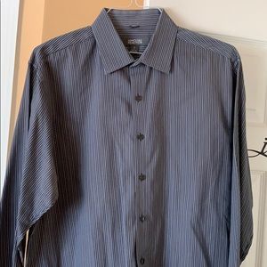 Kenneth Cole Reaction button down shirt 👔